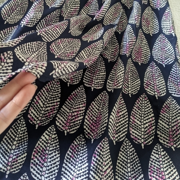 MAISON Jules Leaf Print Dress with Cap Sleeve M - Picture 6 of 13